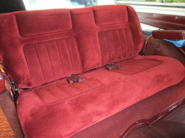 Chevy/GMC Blazer/Jimmy K-5 Blazer Bench with Armrests