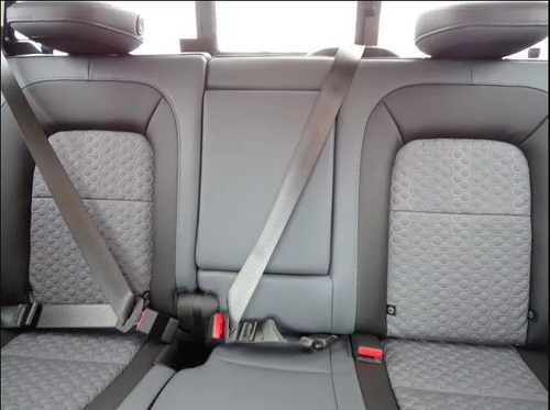 Chevy/GMC Colorado/Canyon 60/40 Seat Covers with an Armrest