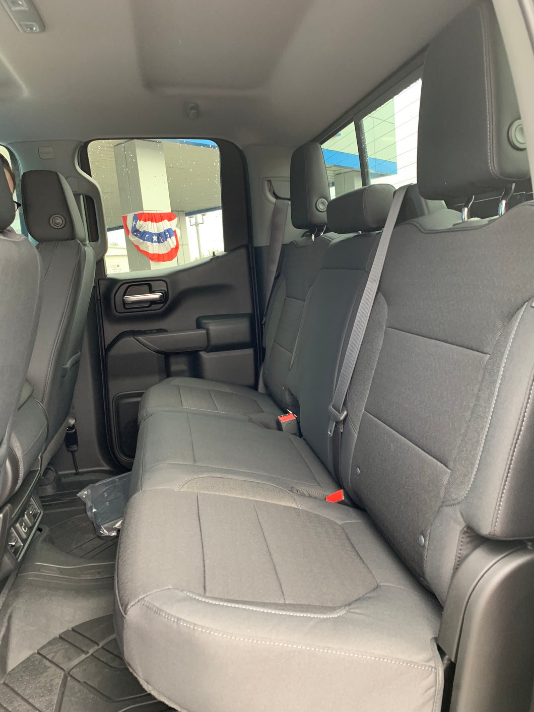 Double Cab Rear Seat 60/40 Solid Back