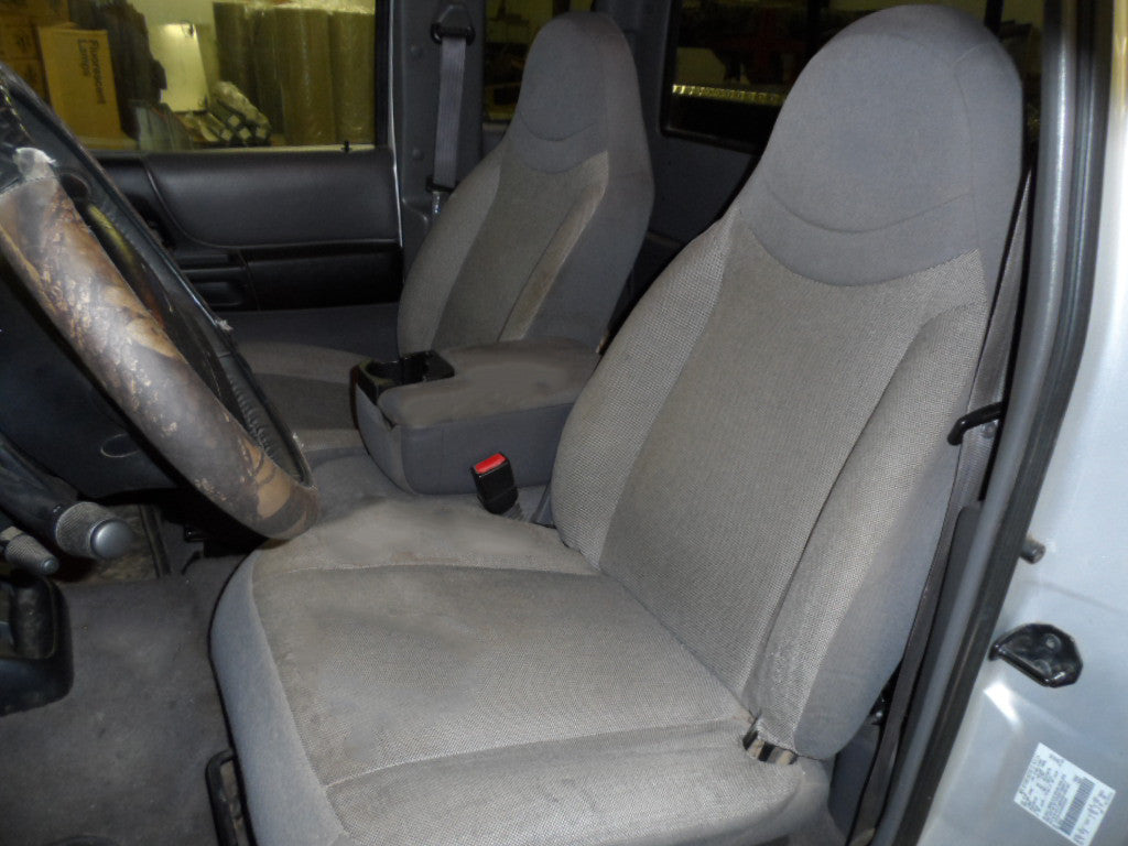 Ford Ranger 60/40 Seats with a Console