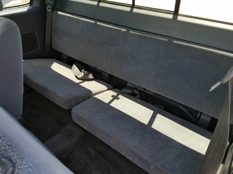 Toyota T100 Jump Seats